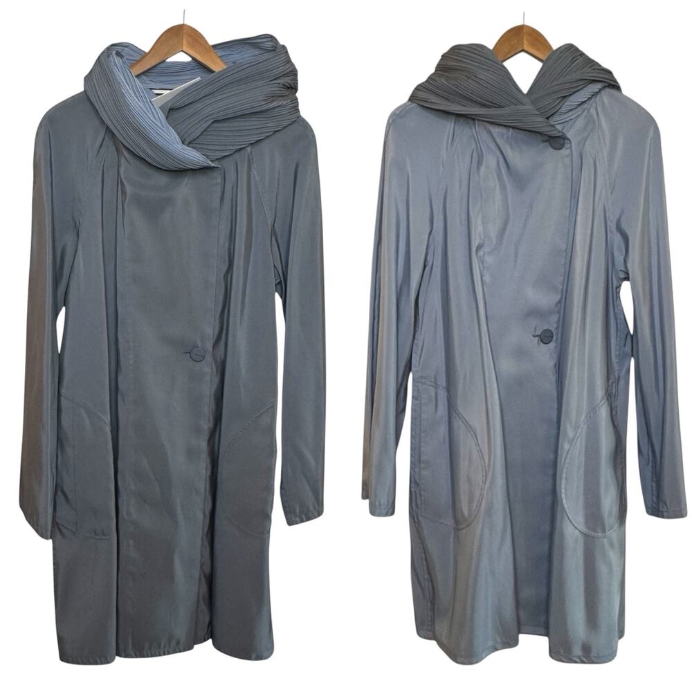 Mycra Pac Gray and Blue Reversible Pleated Hood Raincoat Dawn/Sky 72100 NWT